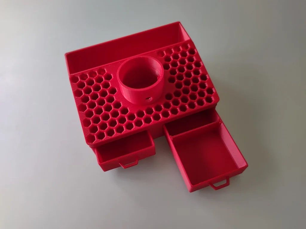 3D модель Док-станция для аккумуляторной отвертки Parkside - фото 3