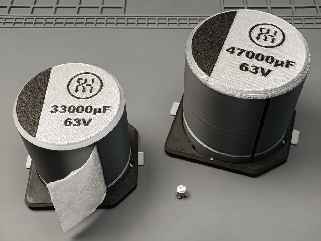 Диспенсер туалетной бумаги в виде SMD конденсатора