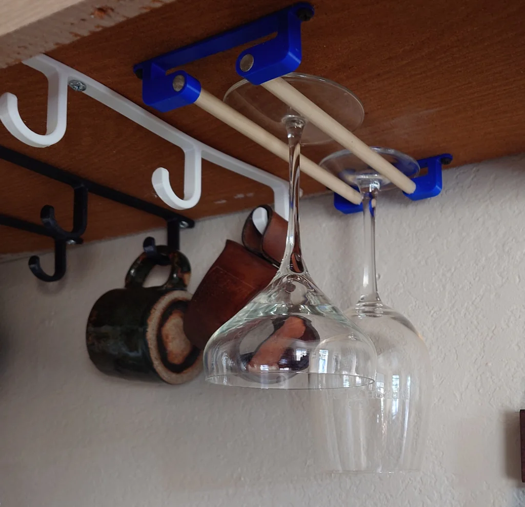 3D модель Держатель для винных бокалов - фото 1