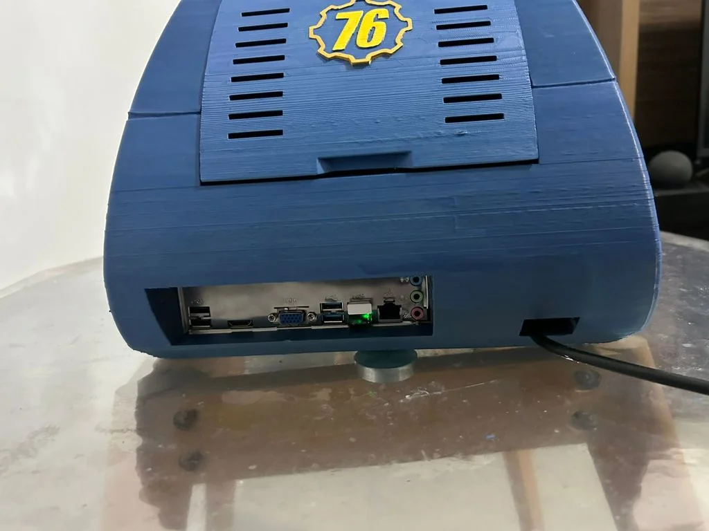 MINI ITX Callisto 2 в тематике Fallout с Windows 10