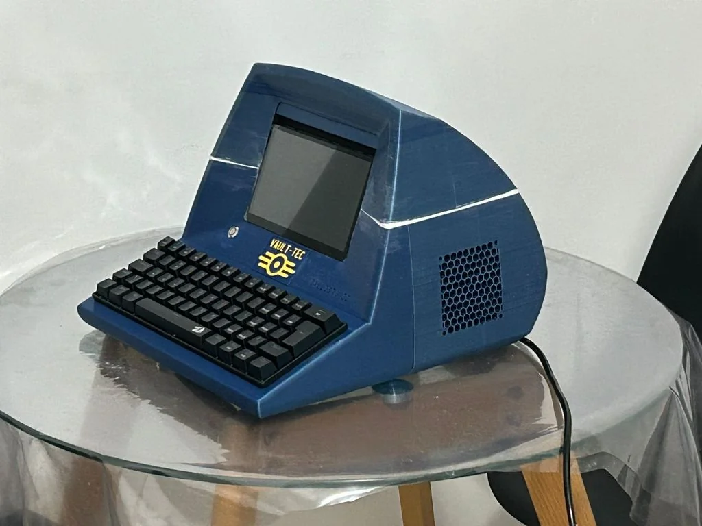 MINI ITX Callisto 2 в тематике Fallout с Windows 10
