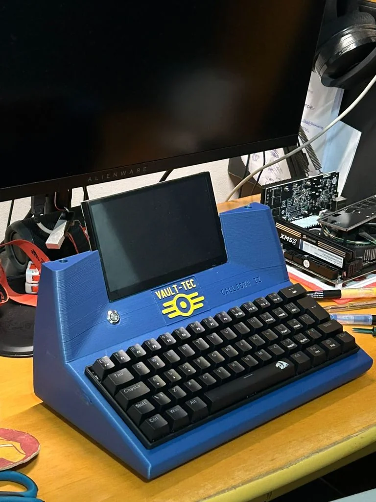 MINI ITX Callisto 2 в тематике Fallout с Windows 10