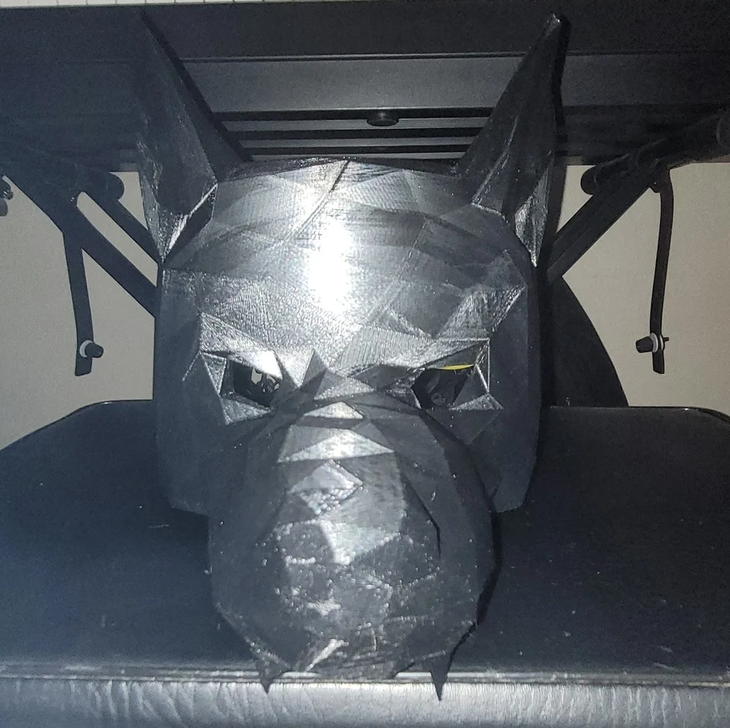 3D модель Низкополигональная волчья маска с отверстиями для шнурка - фото 2