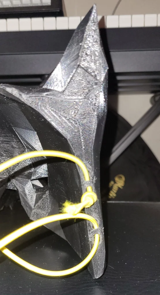 3D модель Низкополигональная волчья маска с отверстиями для шнурка - фото 11