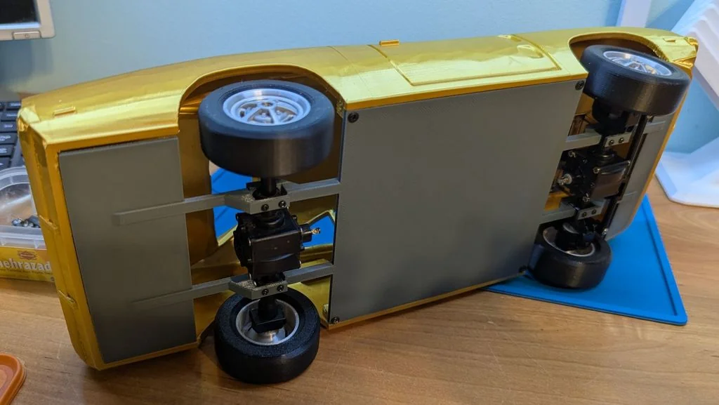 Модель SiJat Dodge Charger 69 - несколько версий шасси