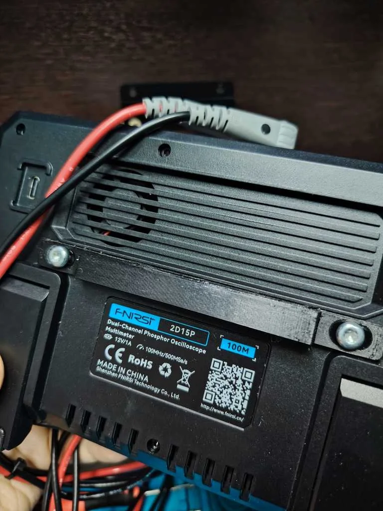 3D модель Настенный кронштейн для осциллографа FNIRSI 2D15P - фото 4