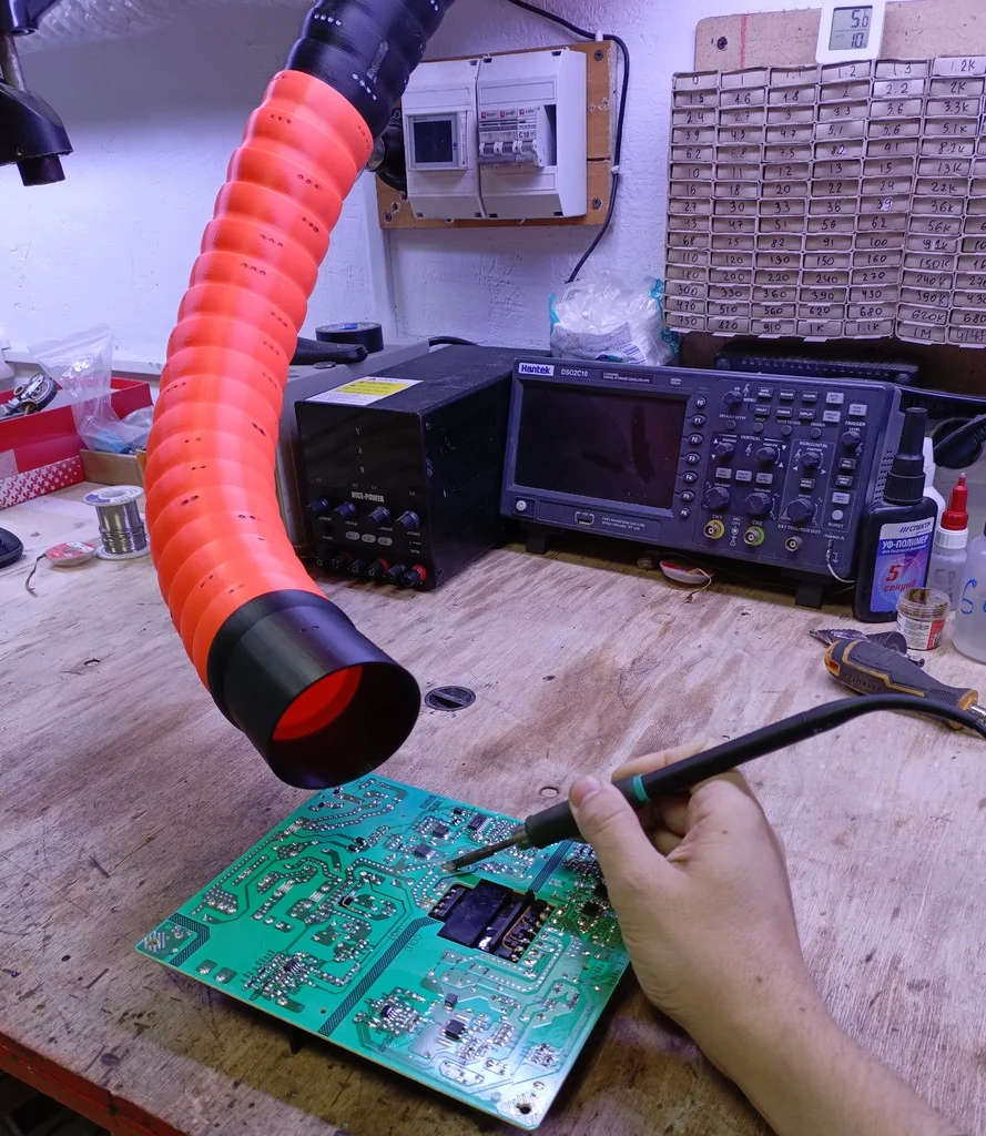 3D модель Регулируемый гибкий держатель вытяжки (система рельсов) - фото 1