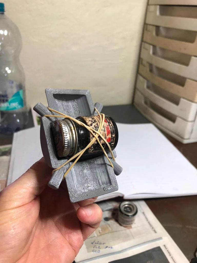 3D модель Ст shaker для контейнеров с модельной краской - фото 7