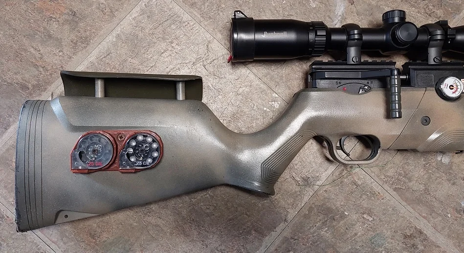 Боковой держатель для магазинов Avenger