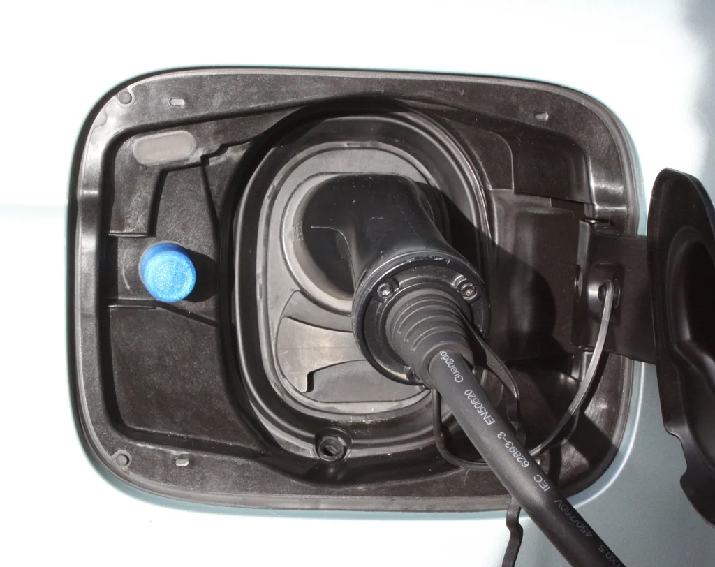 3D модель Защитная крышка для зарядного порта Skoda Enyaq - фото 2