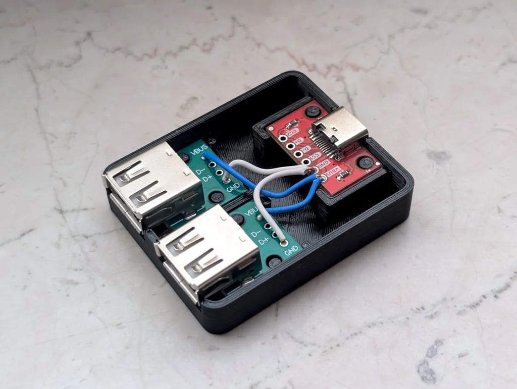 3D модель USB Power Delivery 5V Сплиттер - фото 1