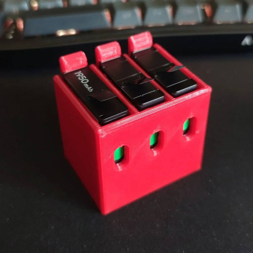 Корпус для аккумуляторов DJI Osmo Action