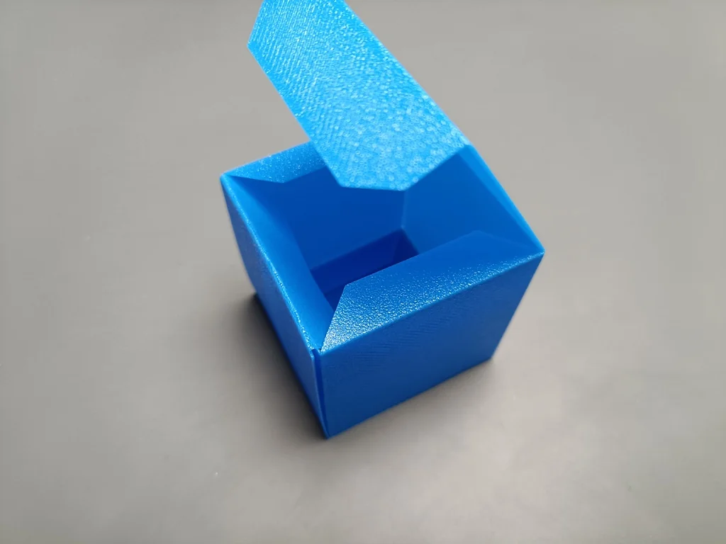 Плоская оригами коробка - 50мм куб