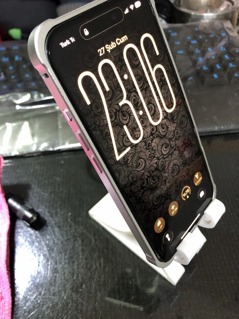 3D модель Тримач для телефону iPhone 17 - фото 6