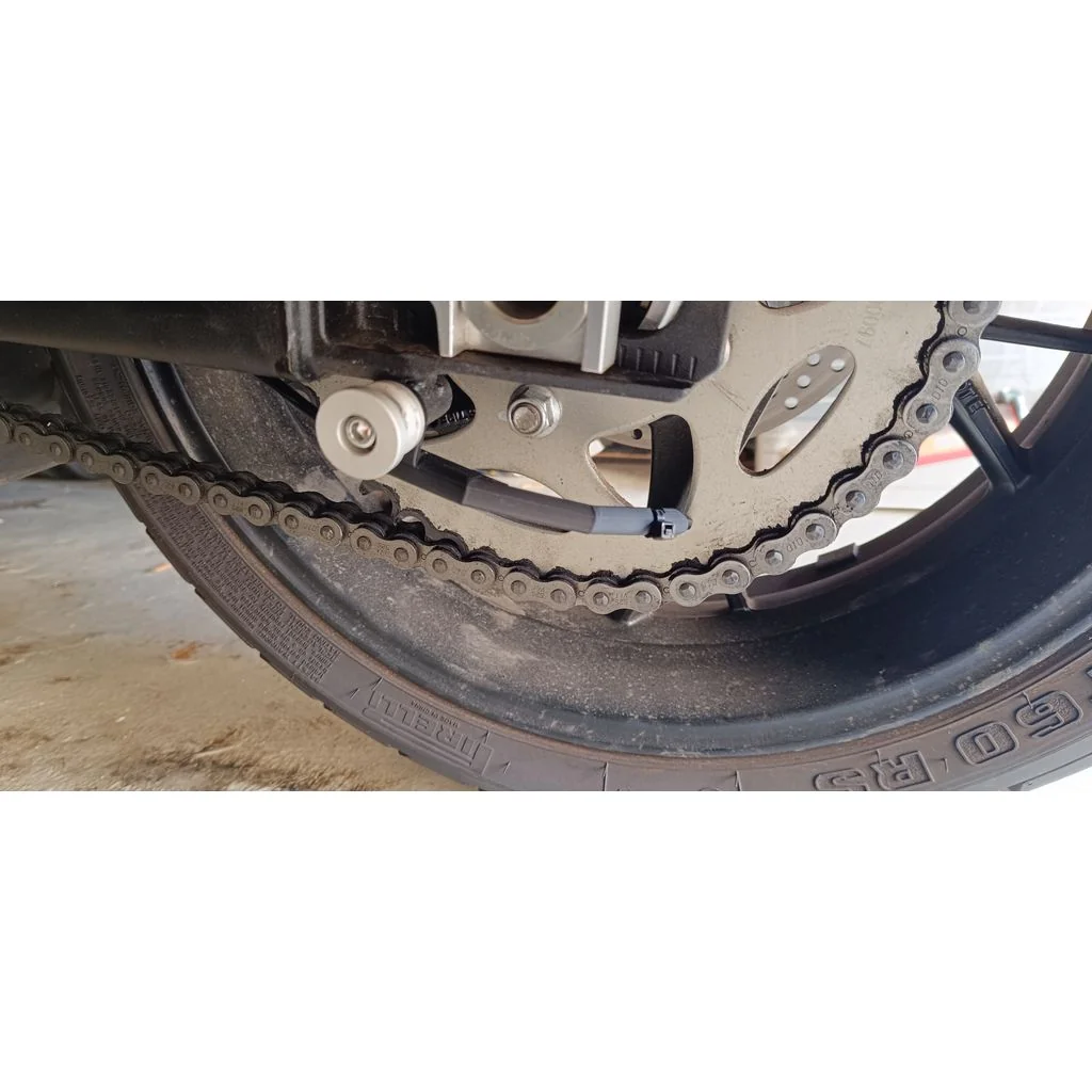 3D модель Крепление для масляного устройства цепи Benelli Leoncino 800 - фото 1