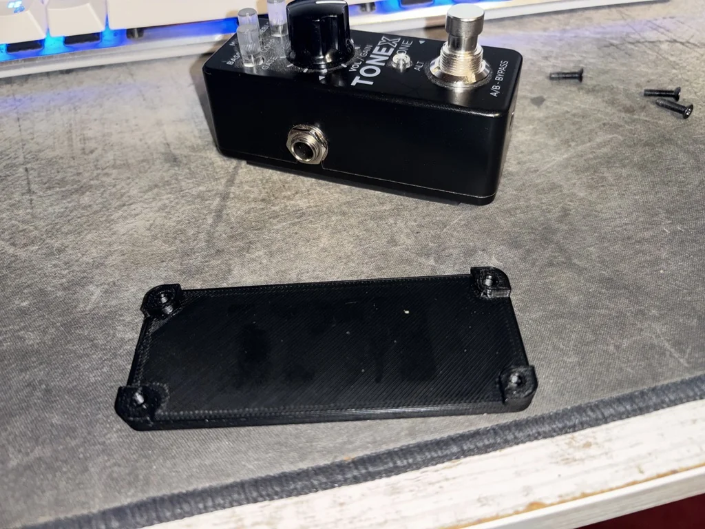 3D модель Пластина для крепления Tonex One на велкро - фото 1