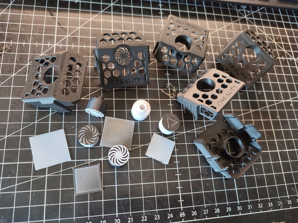 3D модель Крышка индикатора экструдерa Ender 3 V3 SE - фото 4