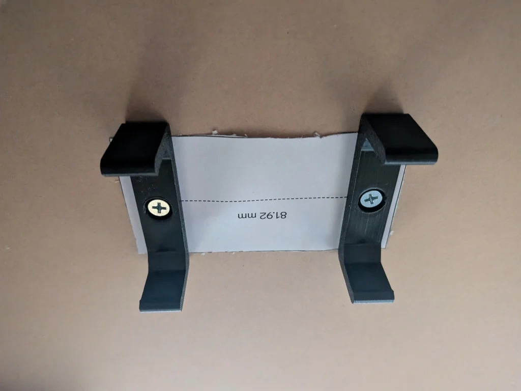 3D модель Держатель для USB-C хаба Unisynk 8 портов V3 - фото 3