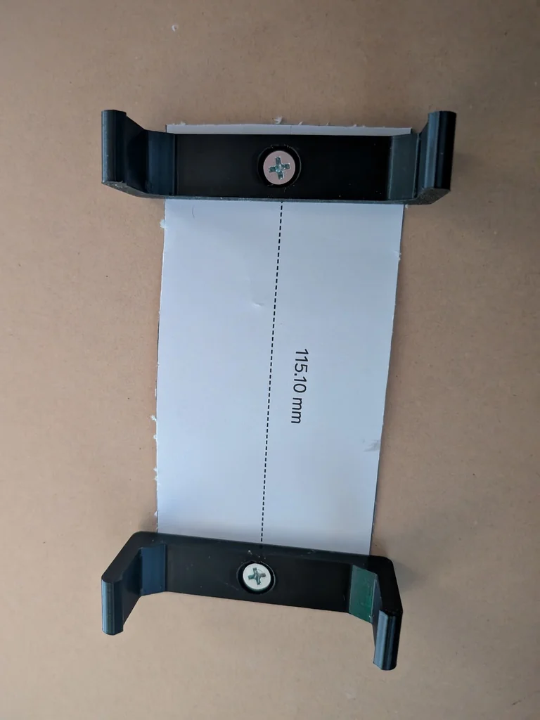 3D модель Держатель для 10-портового хаба Unisynk V3 - фото 3