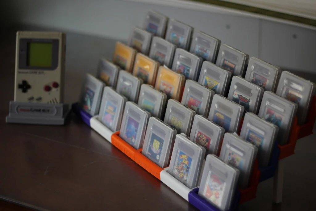 Модульная подставка для картриджей Game Boy и Advance