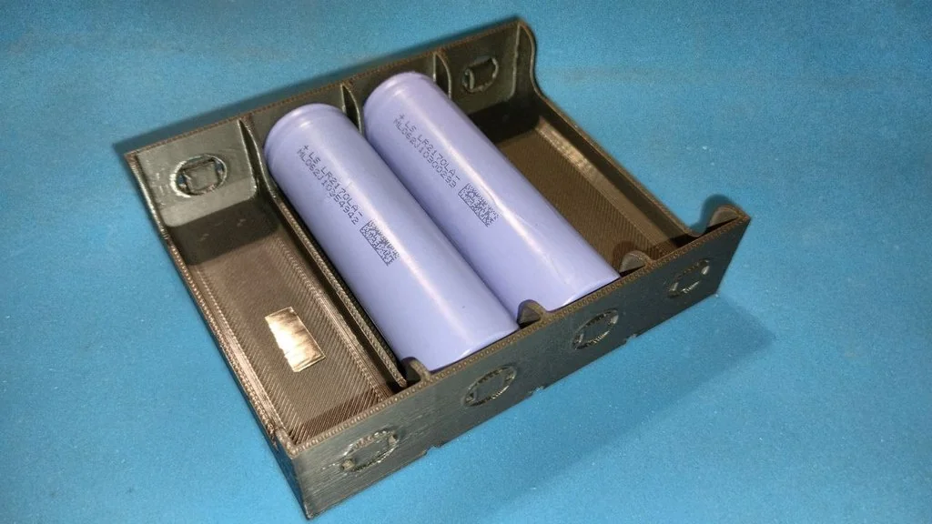 3D модель Держатель для батарей 21700 (4S1P) - фото 2