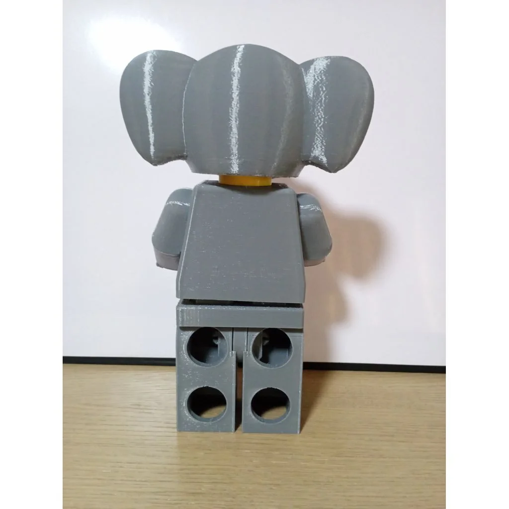 3D модель Гигантская минифигурка девочки в костюме слона - фото 7
