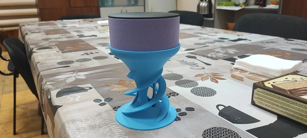 3D-модель Yandex Mini 2 с 3 подставками