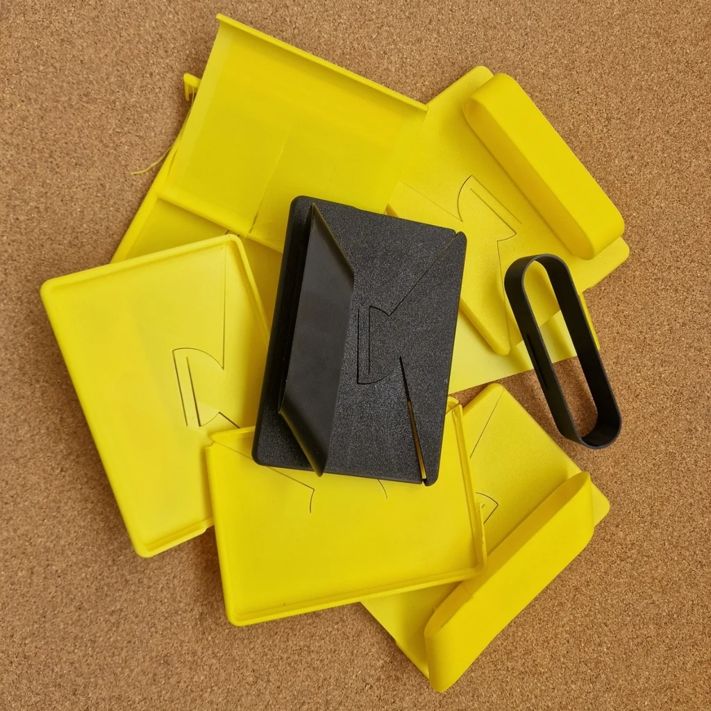 Чехол для Kindle с опциональной ручкой