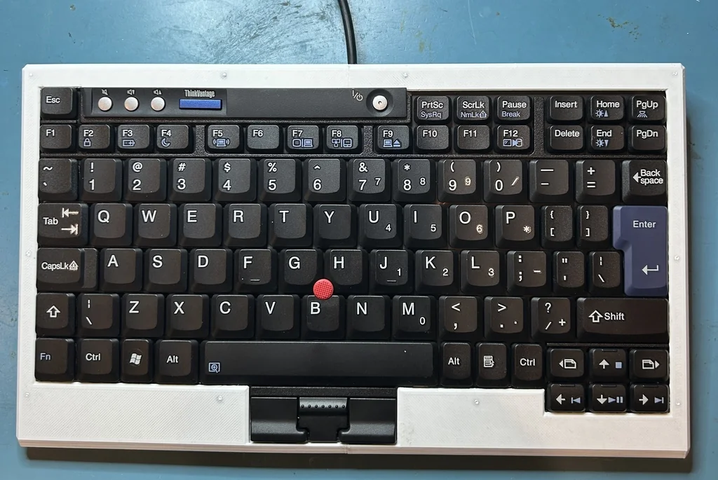 3D модель Корпус клавиатуры Lenovo Thinkpad X61 с контроллером Teensy 4.0 - фото 2