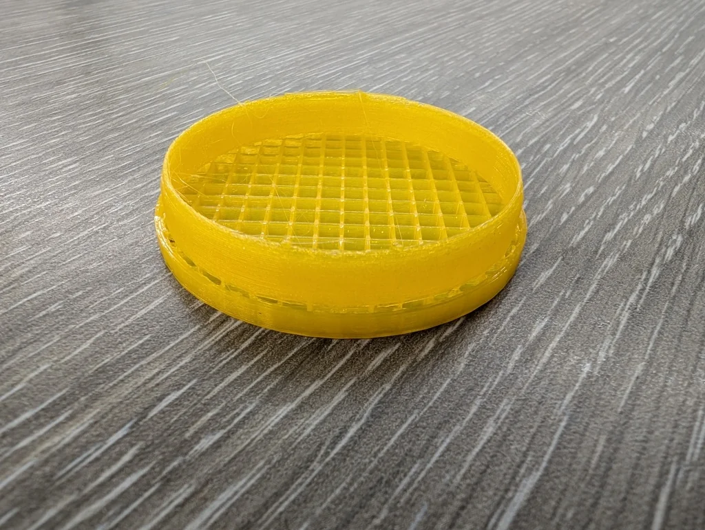 3D модель Крышка для бутылки с рецептурными таблетками - фото 4