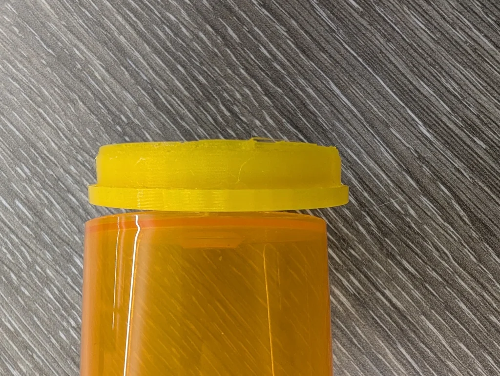 3D модель Крышка для бутылки с рецептурными таблетками - фото 6