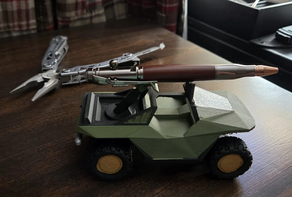 3D модель Подставка для ручек Halo Warthog - фото 3