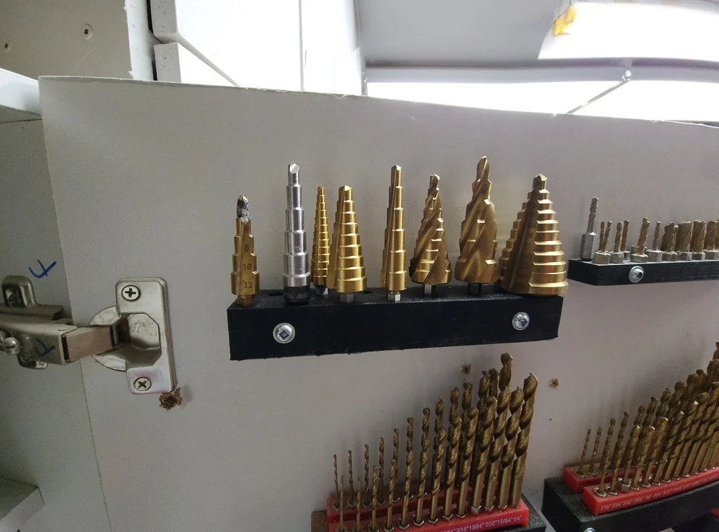 Держатель для ступенчатых сверл