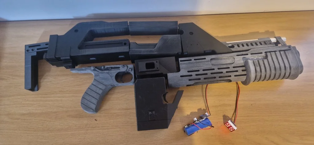 3D модель Полноразмерная модель M41a Pulse Rifle из Aliens - фото 4