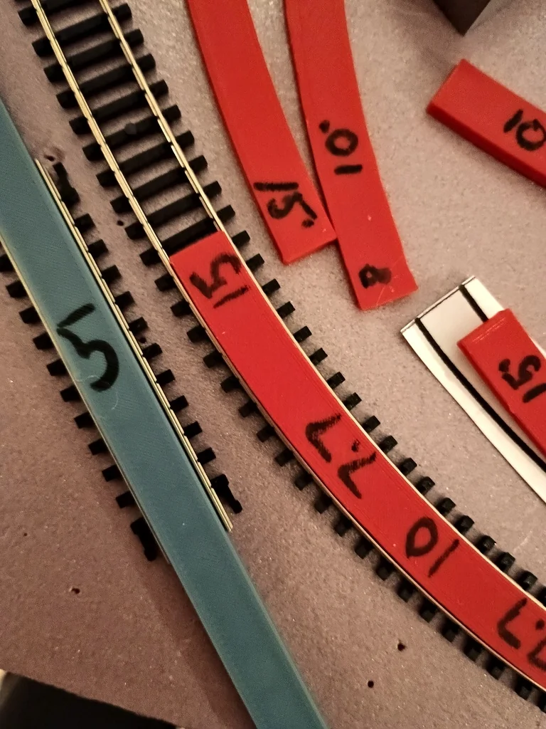 N Scale Гид для Гибкого Трека