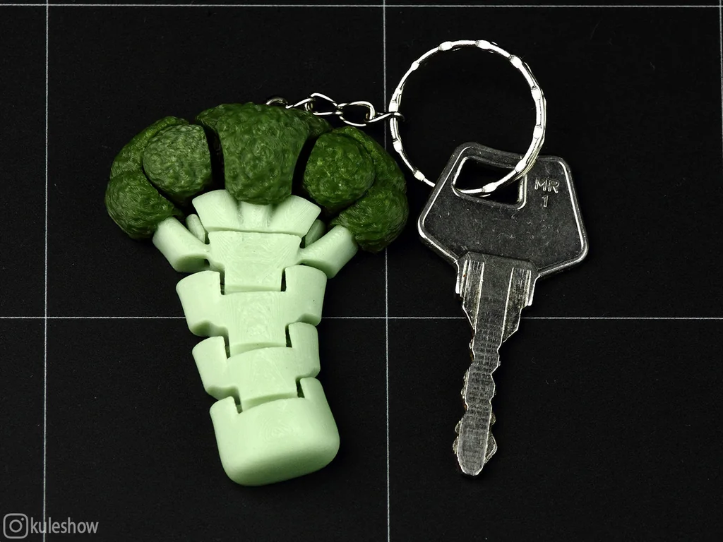 3D модель Гибкий брелок в форме брокколи - фото 1