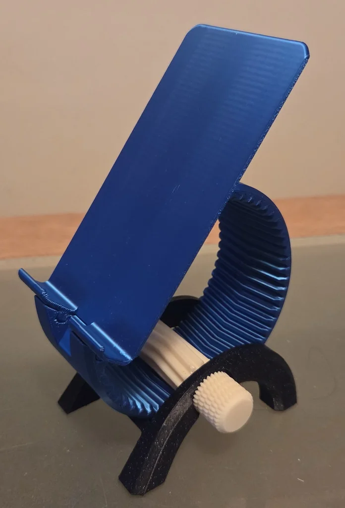 3D модель Подставка для телефона с регулируемым углом - фото 2