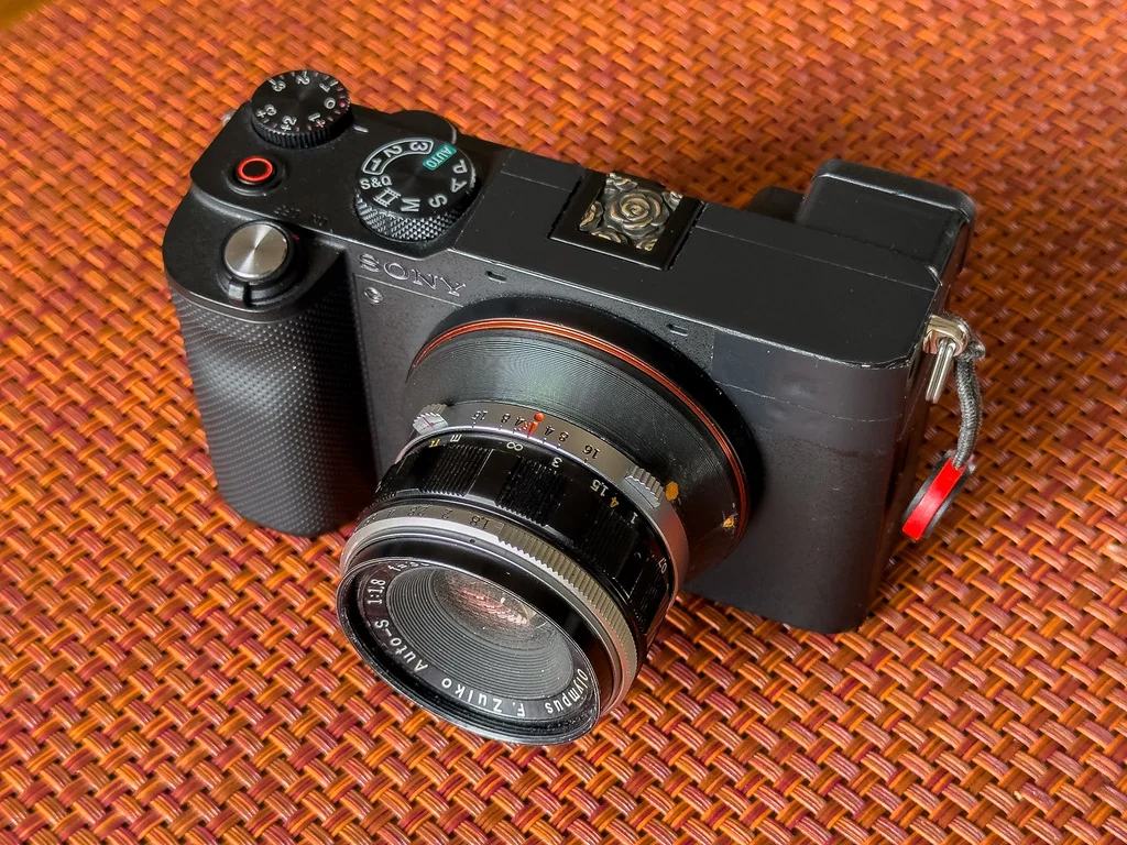 3D модель Адаптер Olympus Pen F для камер с байонетом Sony E - фото 4