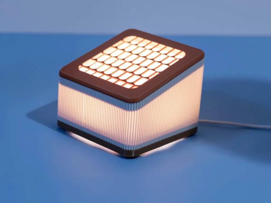 3D модель Настольная лампа в ретро стиле с возможностью настройки - фото 7