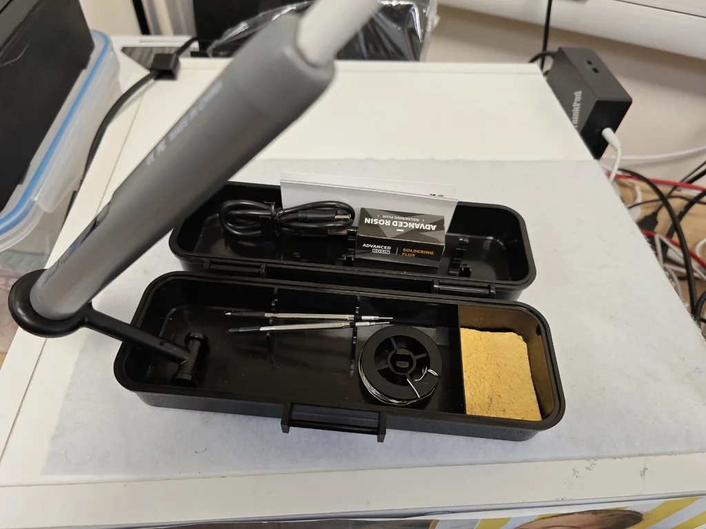 3D модель Коробка для насадок C210 для паяльника - фото 3