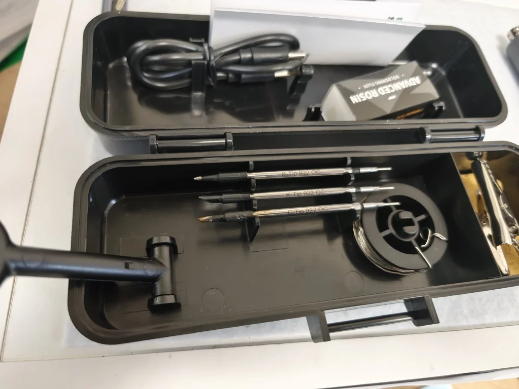 3D модель Коробка для насадок C210 для паяльника - фото 4