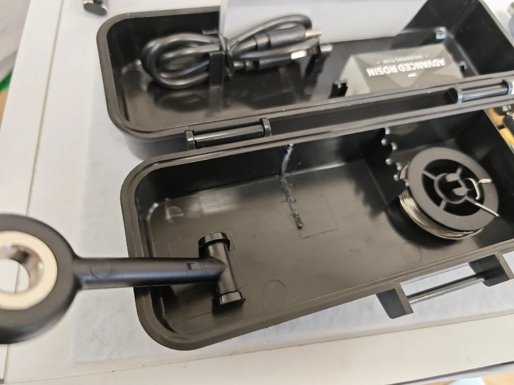 3D модель Коробка для насадок C210 для паяльника - фото 5