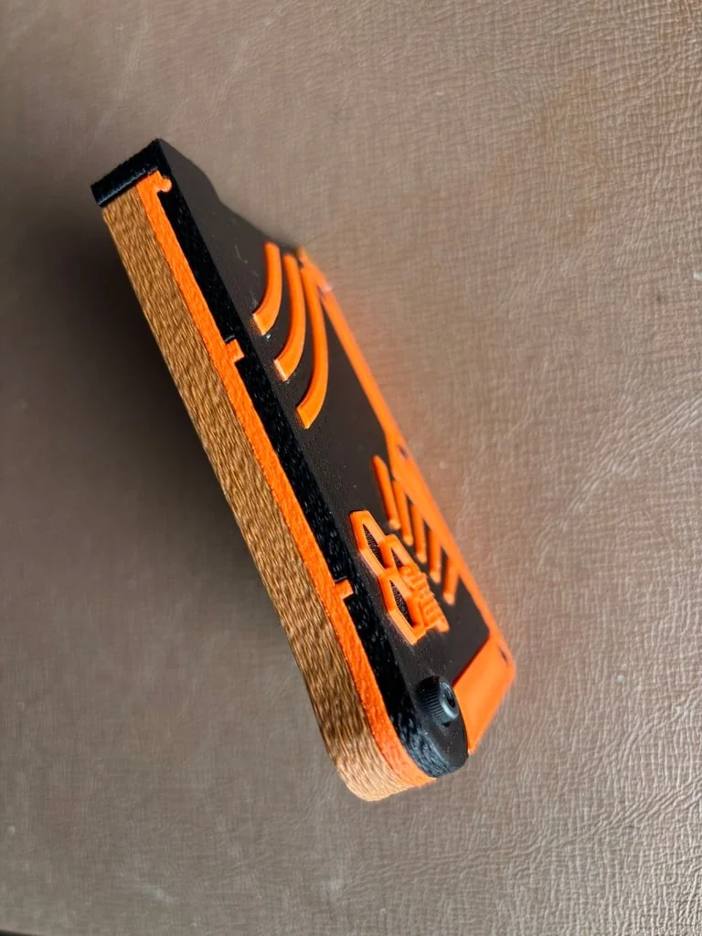 3D модель Кард-кошелек - жесткий чехол - фото 2