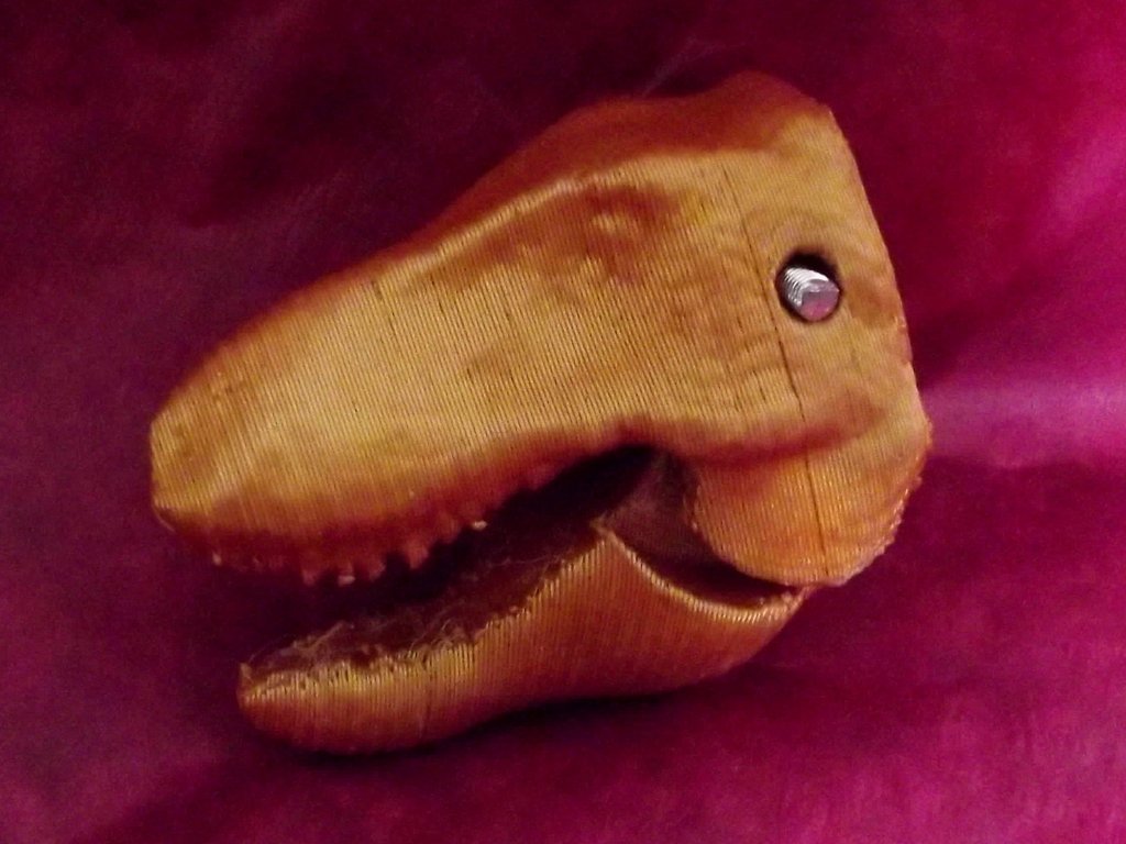 Диносаур Om Nom The Chompy