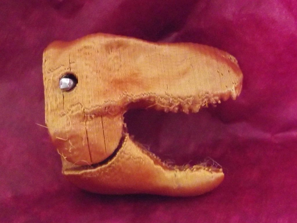 Диносаур Om Nom The Chompy