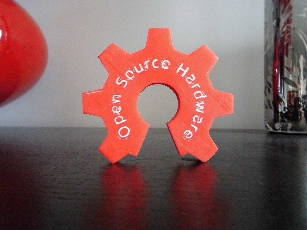 Логотип Open Source Hardware