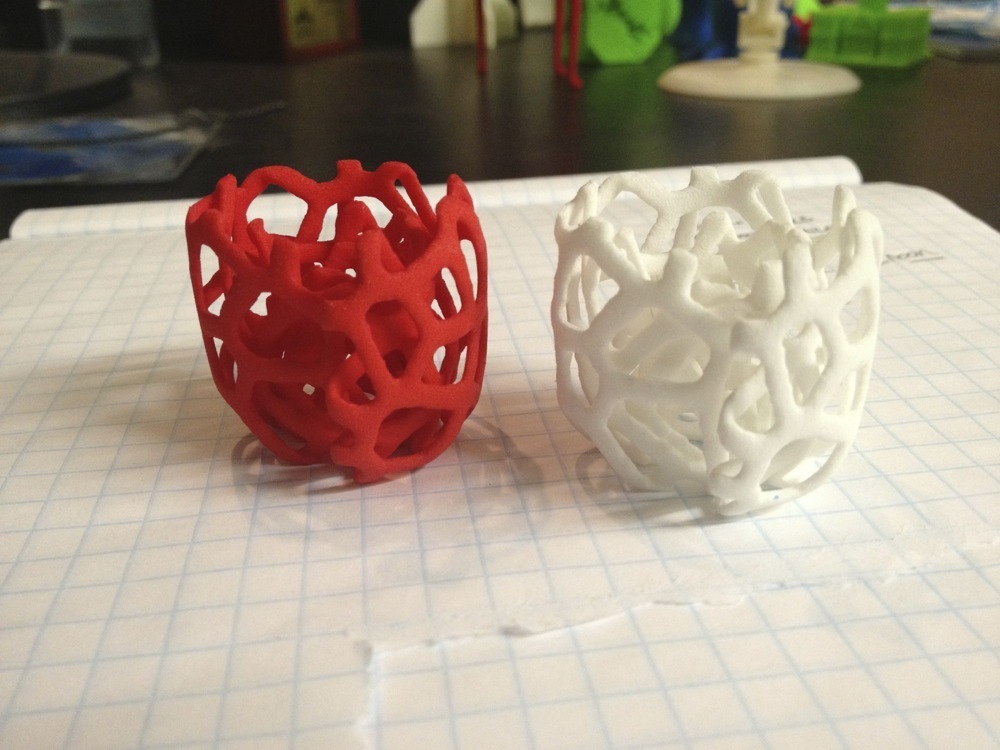 Цифровая роза с кружевным дизайном