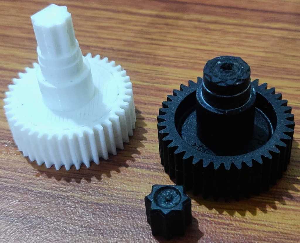 Соединитель шестерни для CD-ченджера Mercedes W211