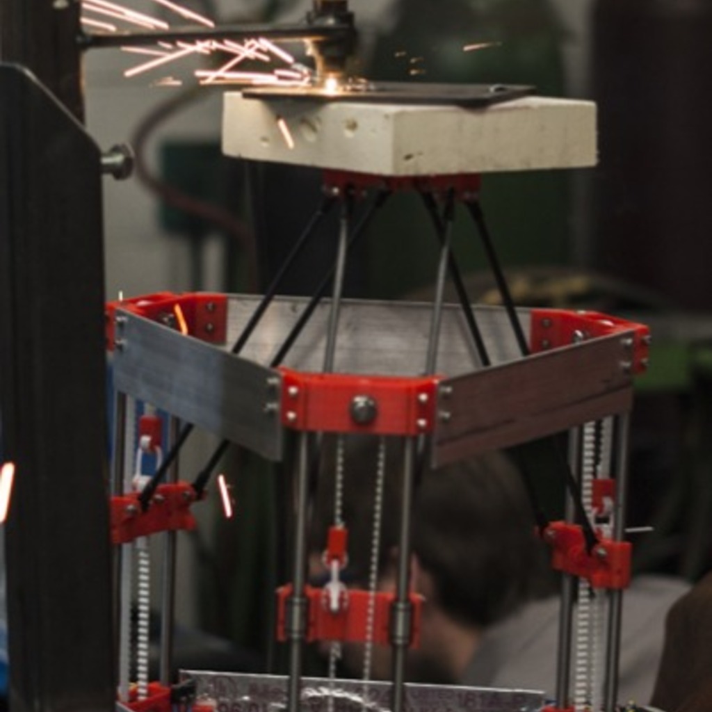 Металлический 3D-принтер v1.0