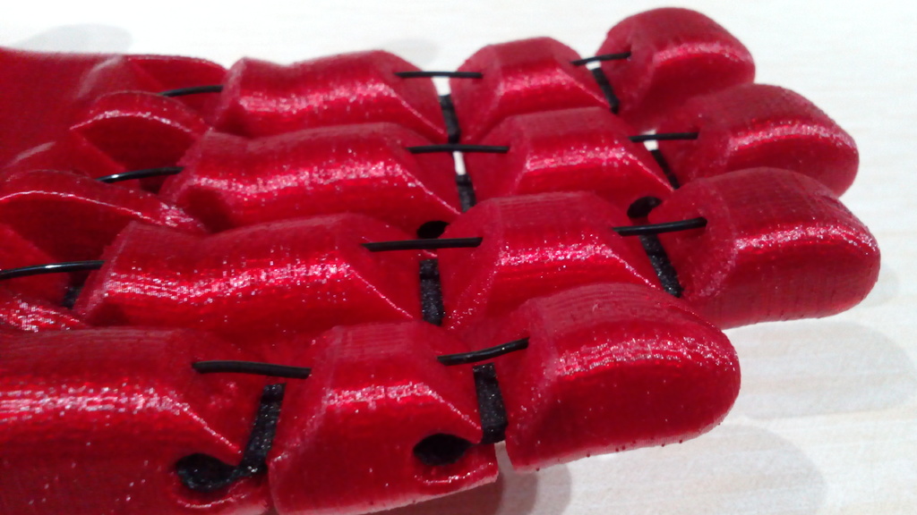 Гибкая 3D-модель руки Flexy-Hand